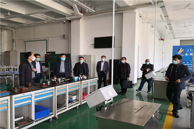 熱烈歡迎旭陽集團副總裁苑?，F一行到山東化工技師學院參觀考察